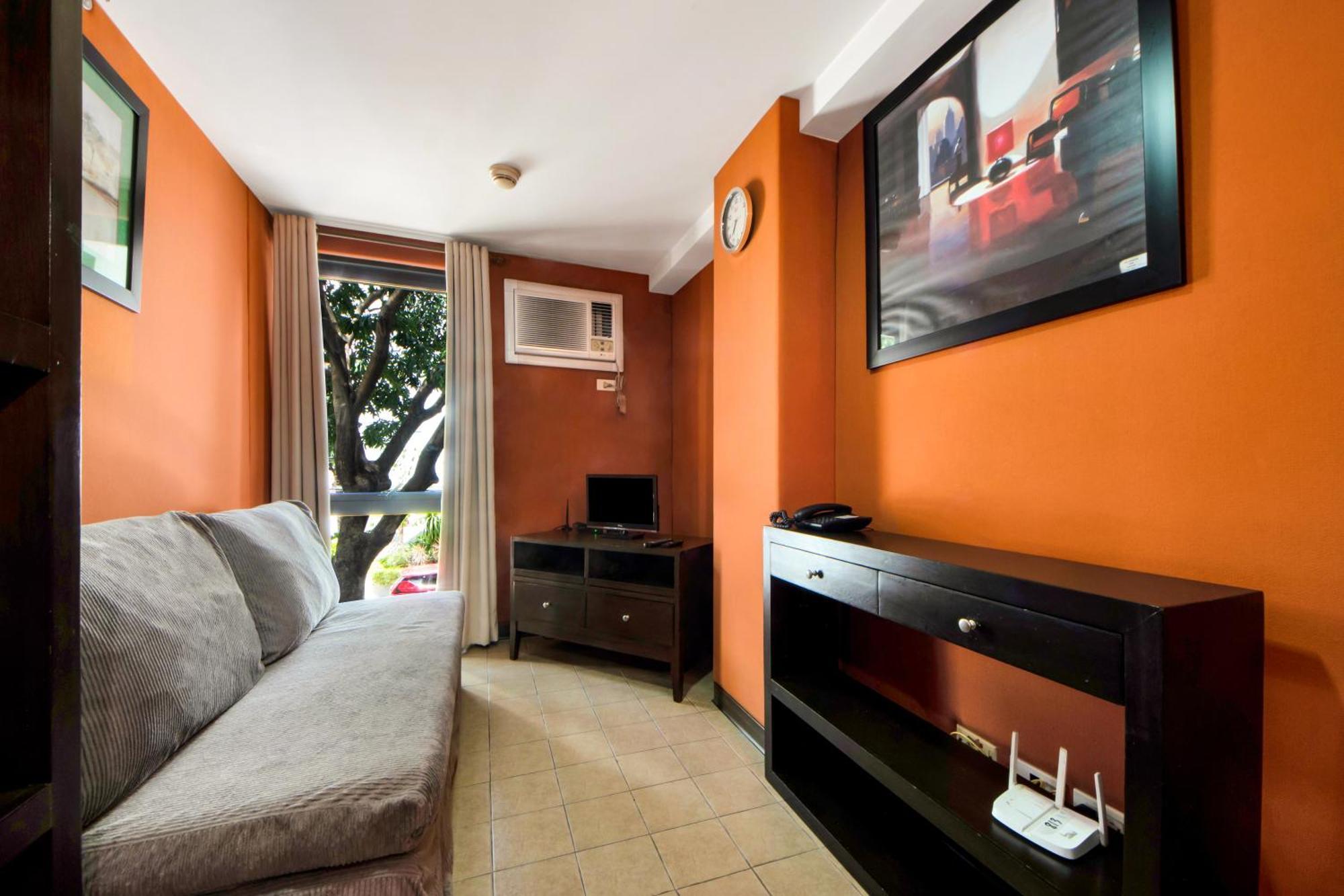 Ceo Flats 3* Makati City