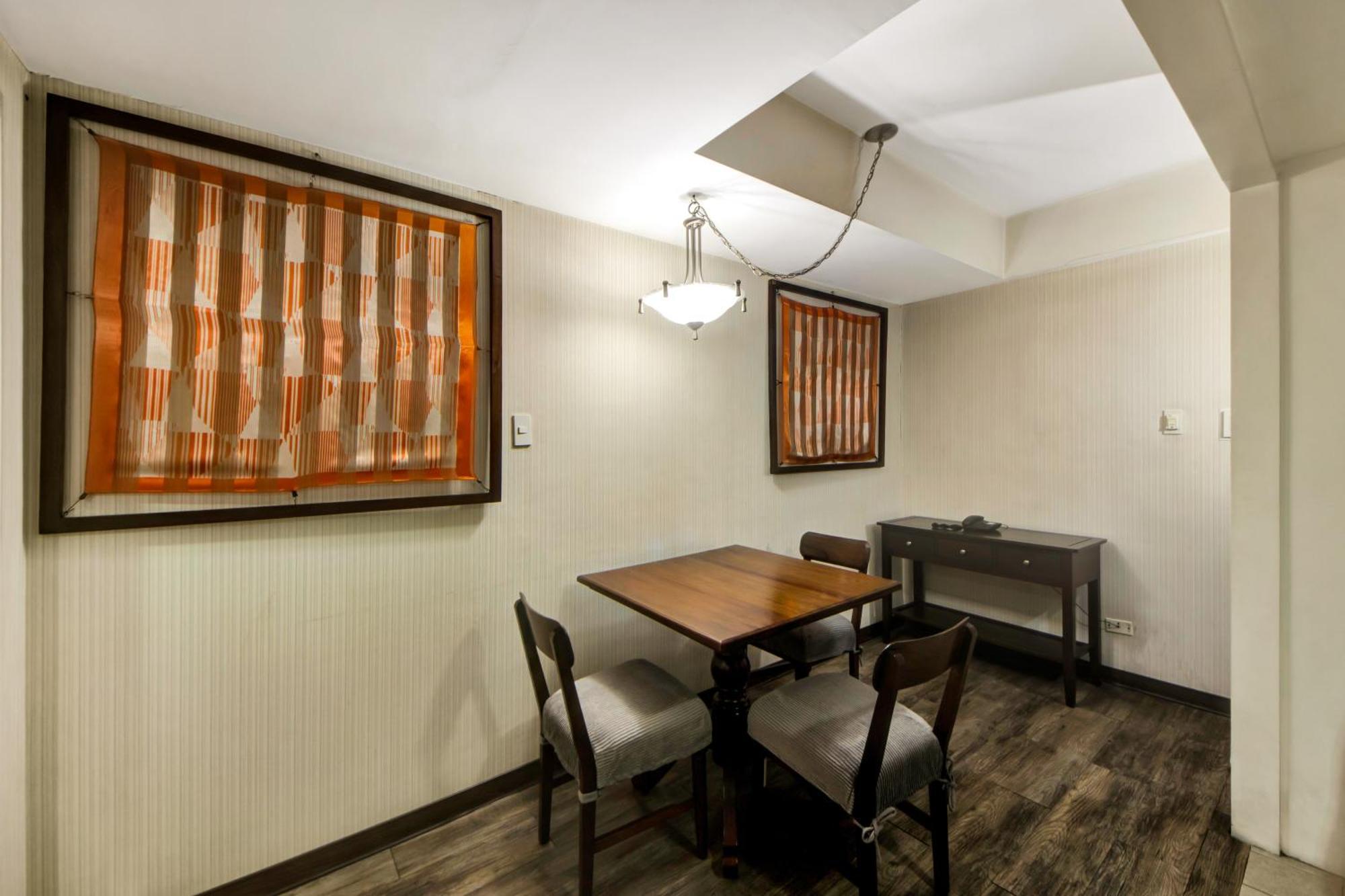 Super Oyo Capital O 907 Ceo Flats Hotel