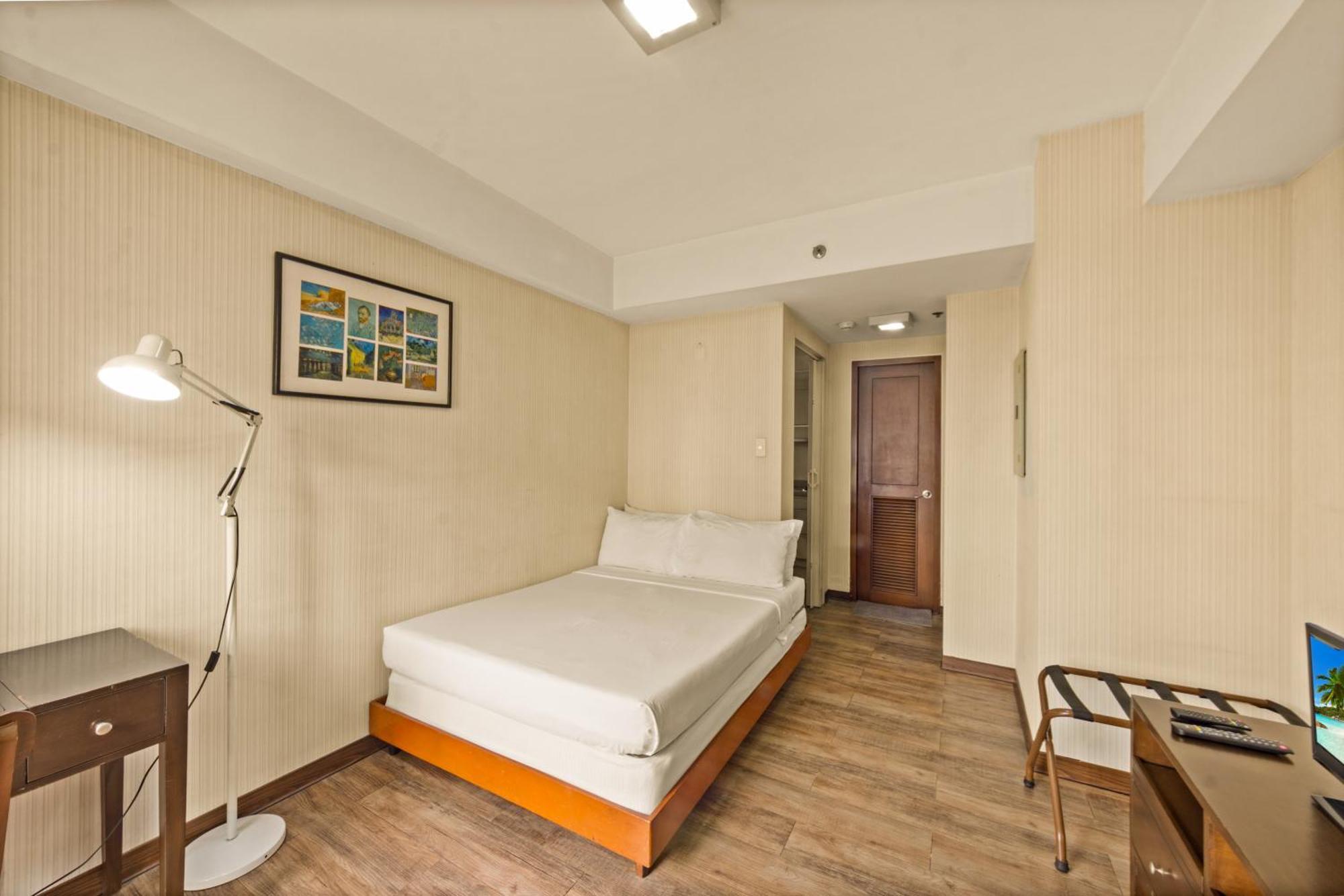 Hotel Super Oyo Capital O 907 Ceo Flats